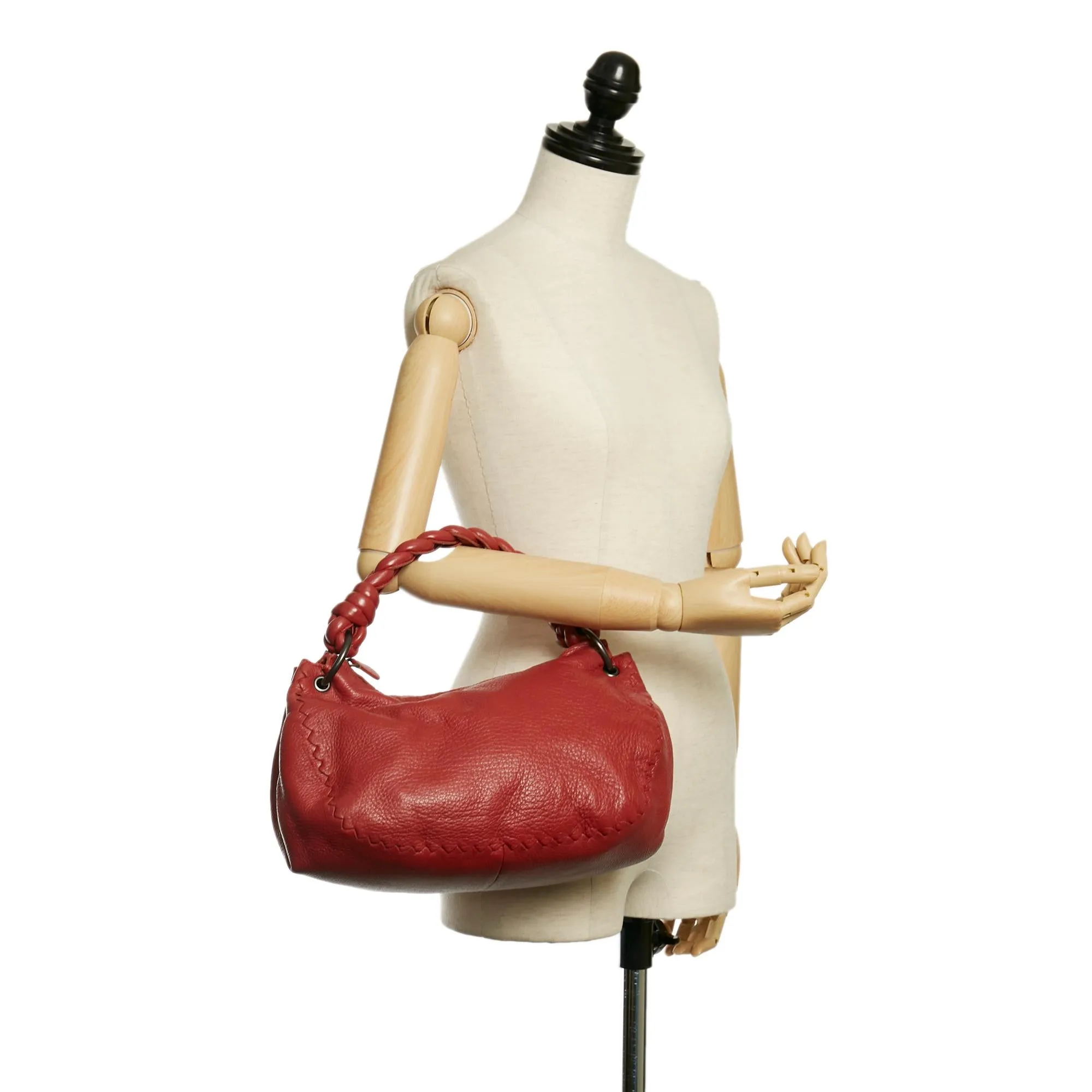 Bottega Veneta Intrecciato Leather Handbag (SHG-30530)