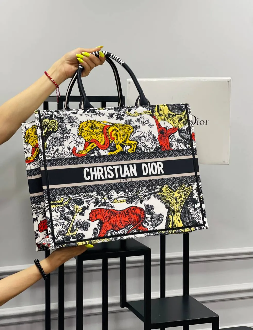 CHRISTIAN D SHOPPING TOTE BAG