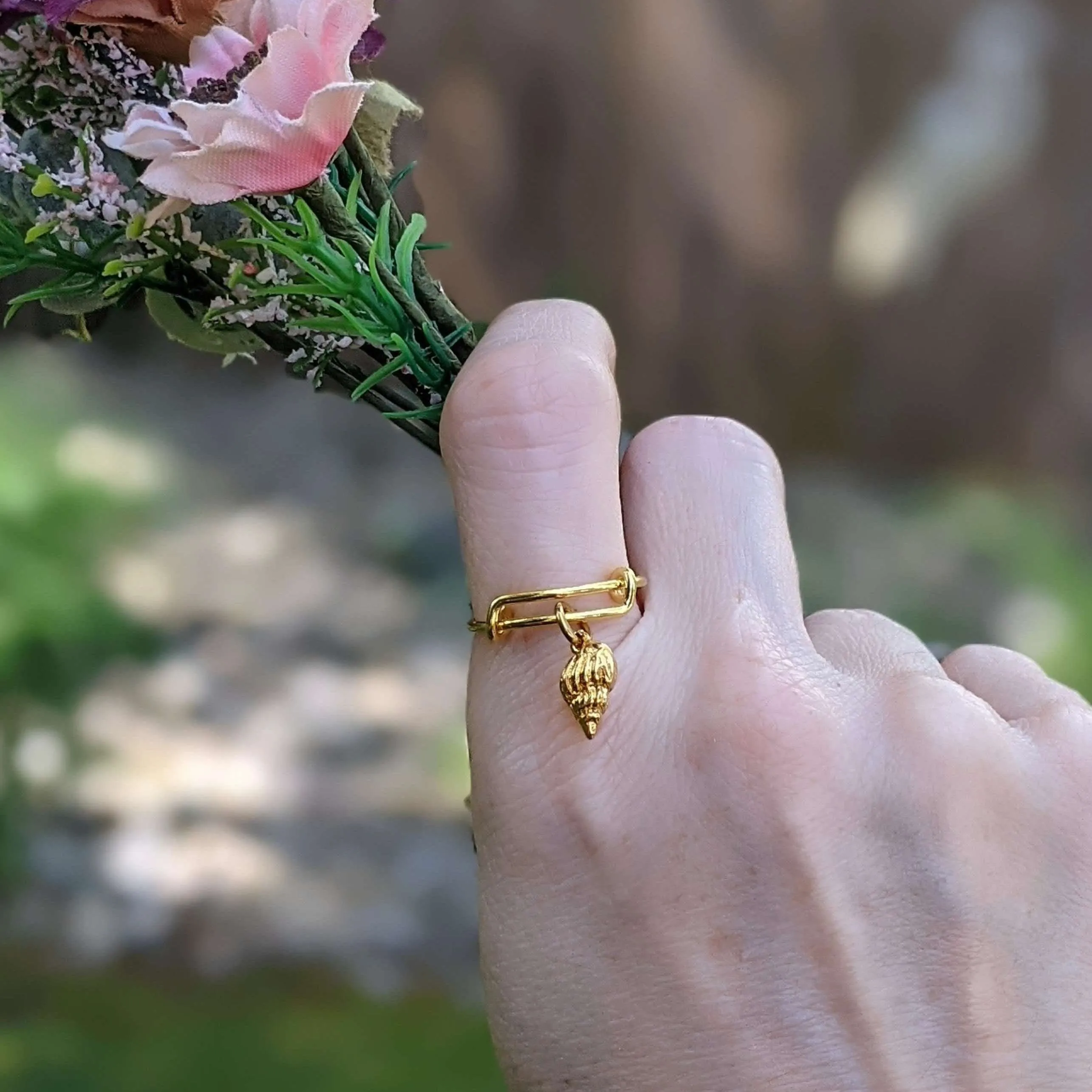 Gold Conch Seashell Expandable Charm Ring,Gift for her