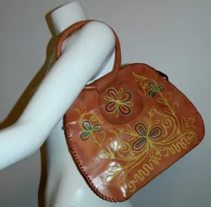 vintage 1970s embroidered bag / brown leather HIPPIE purse / floral handbag